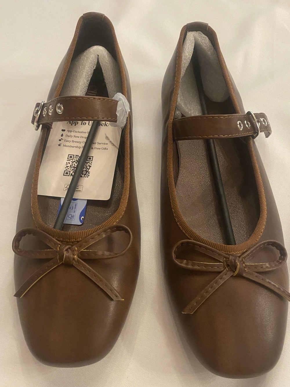 Women’s Brown Mary Jane Ballet Flats vegan Bow & Buckle Detail new size 9